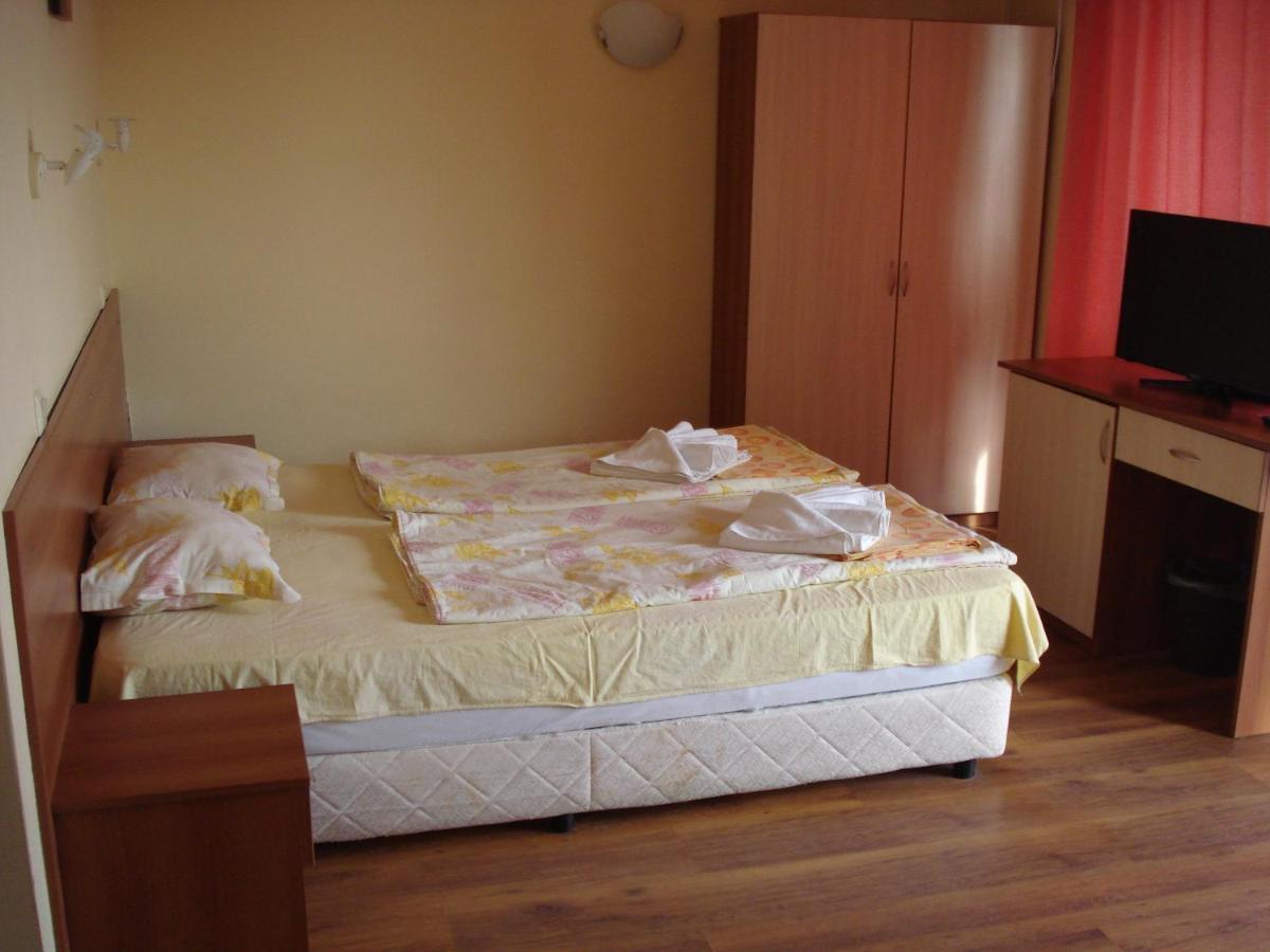 Apart Hotel Primavera 2 Primorszko Szoba fotó